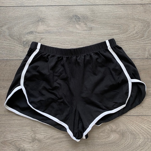 Brandy Melville Pants - Brandy Melville Shorts